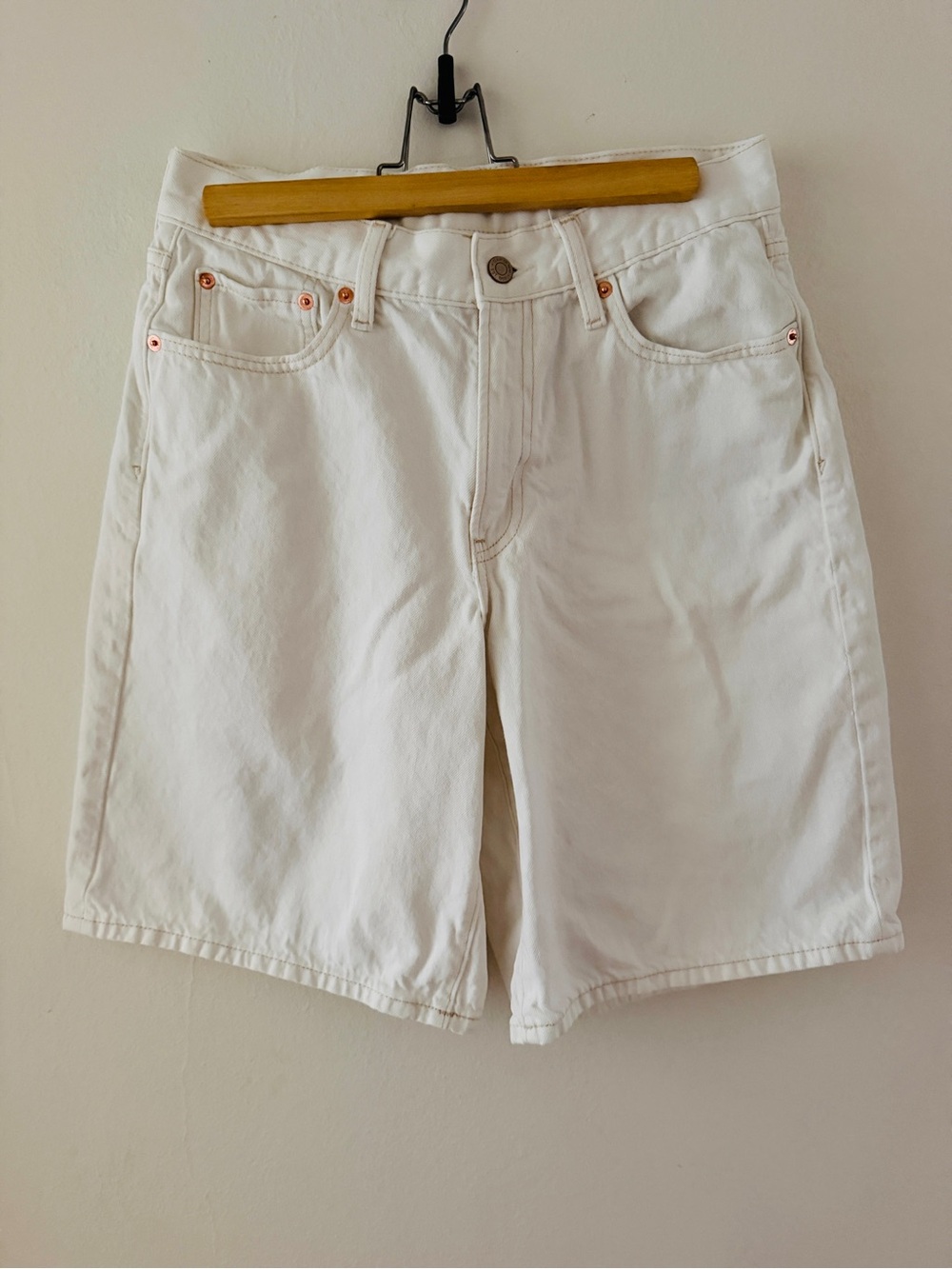 GAP White Women's Bermuda Shorts